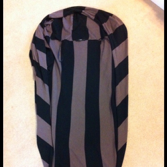 SOLD!!!!!!   Cute "Tart" sweater shawl. - Picture 2 of 2