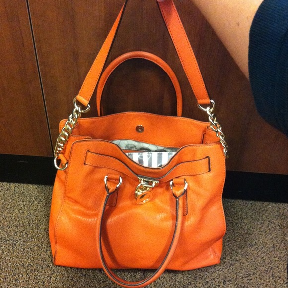 🎉🎉🎉HOST PICK 🎉🎉🎉Michael Kors - Picture 4 of 4