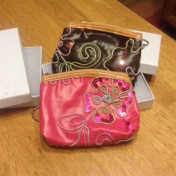 Change purses. $4 each