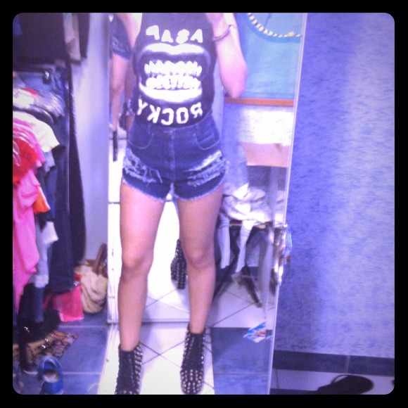 High Wasted shorts
