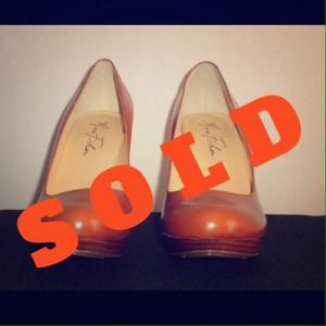 Marc Fisher Sydney Pumps in Medium Brown