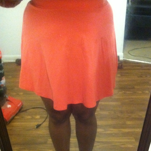 Coral skater skirt NWOT - Picture 3 of 3