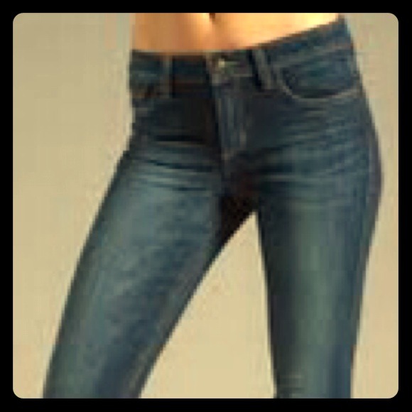 Joe's Jeans the Olivia Skinny Ankle Size 28