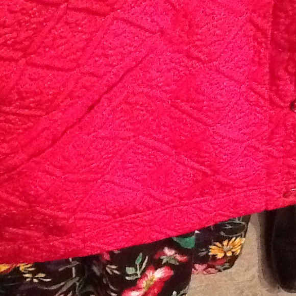 Fun red quilted jacket.  Silky feel!  Like new!! - Picture 3 of 4