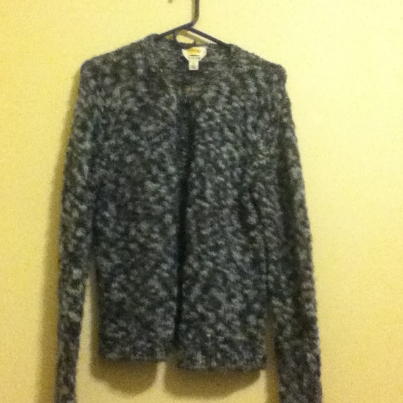 Sweaters ❄❄ - Picture 2 of 4