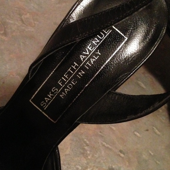 Pumps - Picture 2 of 3