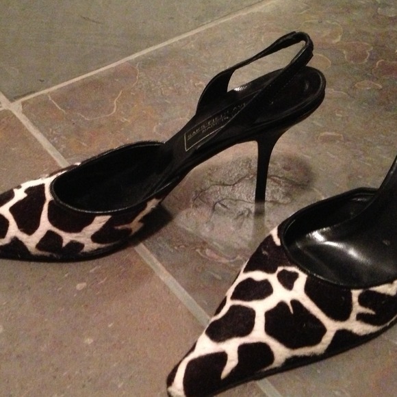 Pumps - Picture 3 of 3