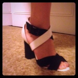 TopShop Black&White Heels, size 6/36