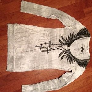 A very cute affliction shirt size medium l