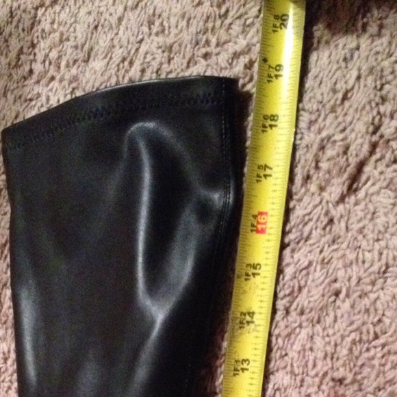 JLO boots 🎉dropped price🎉 - Picture 2 of 4