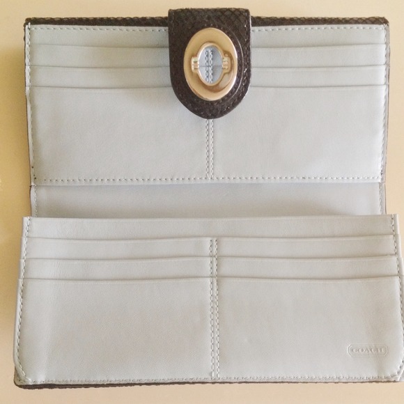 Authentic Coach Wallet - Picture 2 of 4