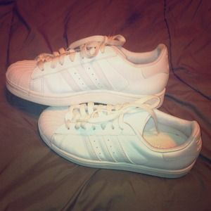 Bundle! Adidas shoes & flower tank top!