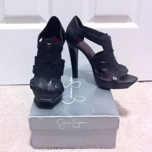✨REDUCED ✨ Jessica Simpson "Striker" Platform