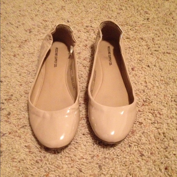 🚫Sold🚫Sold🚫Mossimo nude flats