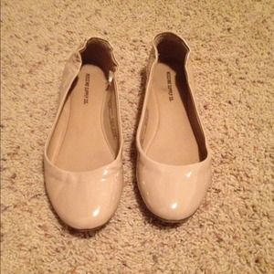 🚫Sold🚫Sold🚫Mossimo nude flats