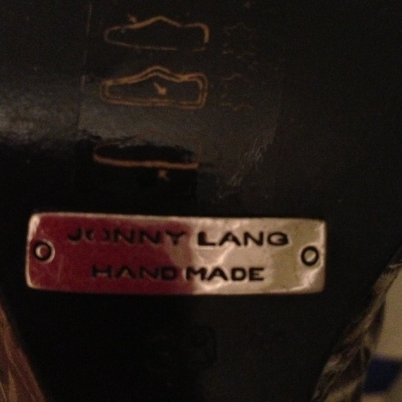 Pretty - Picture 3 of 4