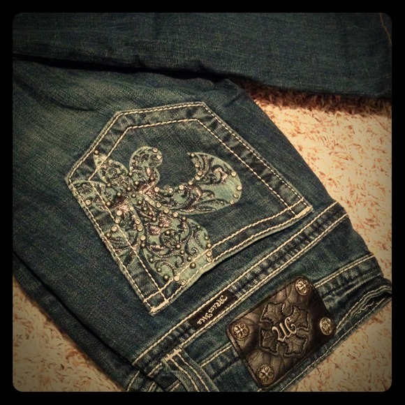 sold!-Miss Me Jeans-boot style-embellished pockets