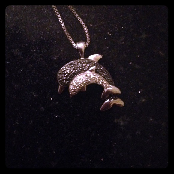 CHRISTMAS GIFT! Sterling silver  dolphin necklace