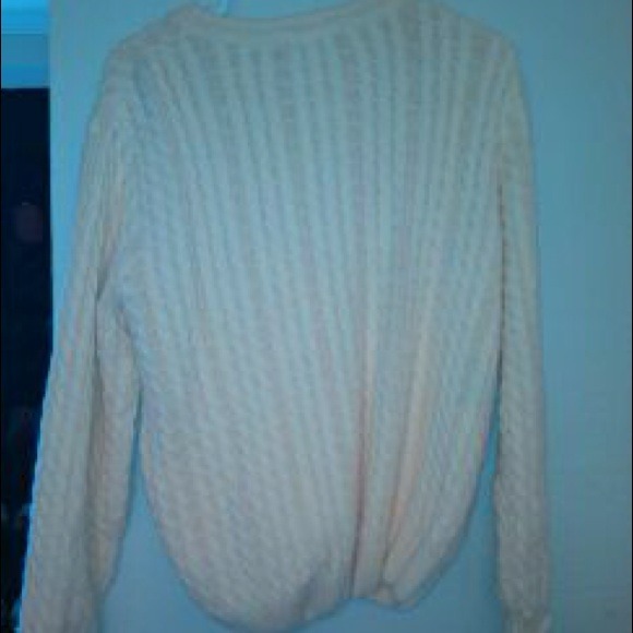 ❌ON HOLD❌ Thick yellow comfy sweater - Picture 2 of 4