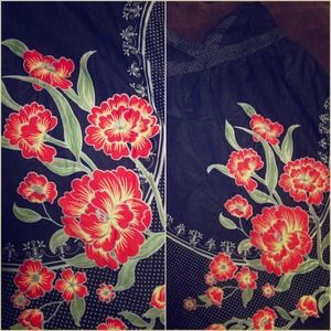 Beautiful rose detailed halter dress