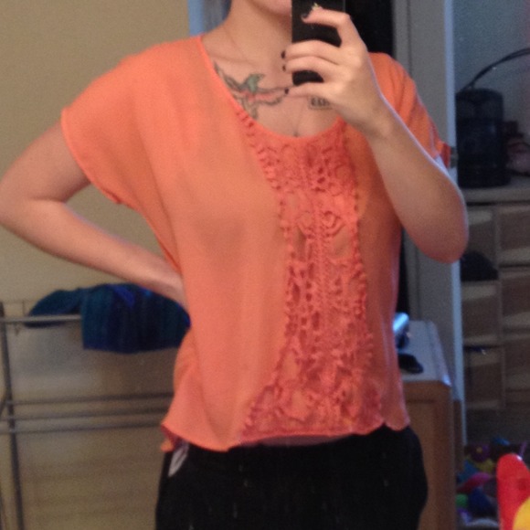 ❌TRADED❌ Coral chiffon high-low blouse, NWOT - Picture 4 of 4