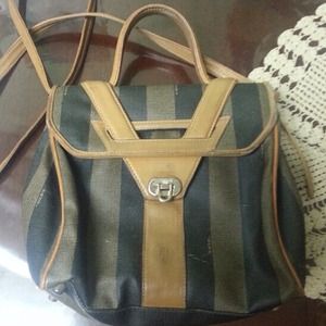 Vintage Fendi hand bag