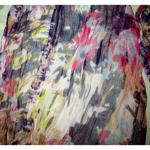 Scarf - Picture 2 of 3
