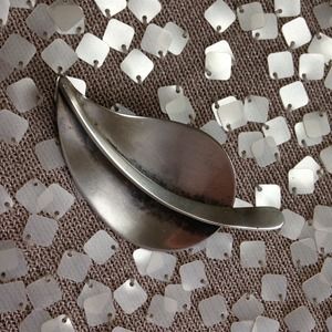 Falling Leaf 3 Dimensional sterling silver pin