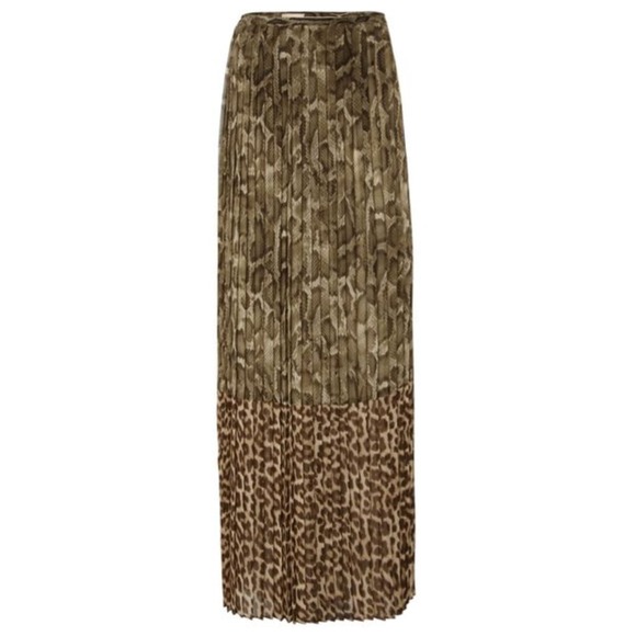 MICHAEL Michael Kors Dresses & Skirts - 🌟 Host Pick 12/28 🌟Michael Kors' Maxi Skirt