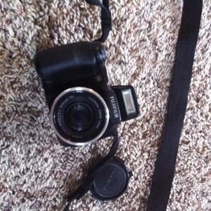 Fuji camera like new works great, got a new one