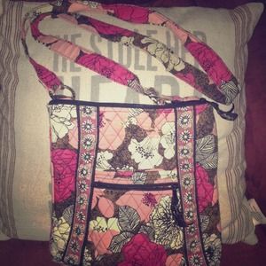 Vera Bradley Mocha Rouge Hipster