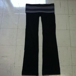 Victoria's Secret yoga pants!