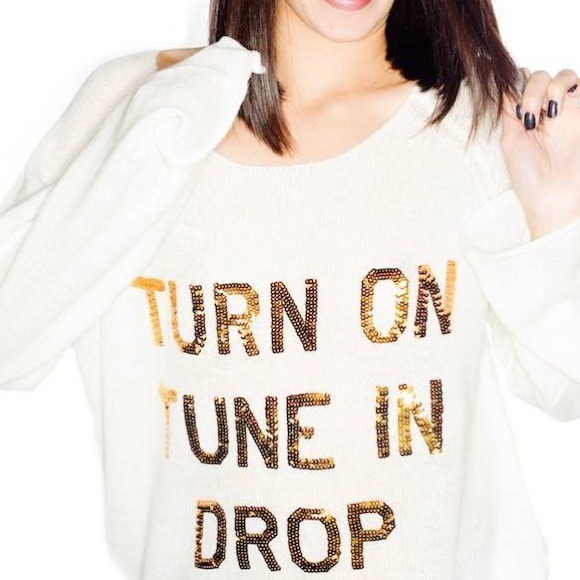 Wildfox Sweaters - Wildfox white label cream and gold sequin sweater