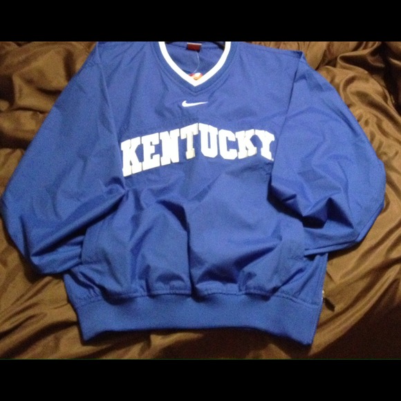 💥  Kentucky Pullover