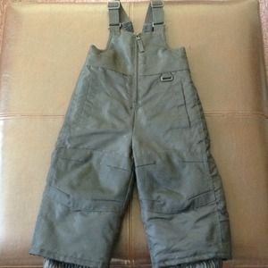Boys snow pants.