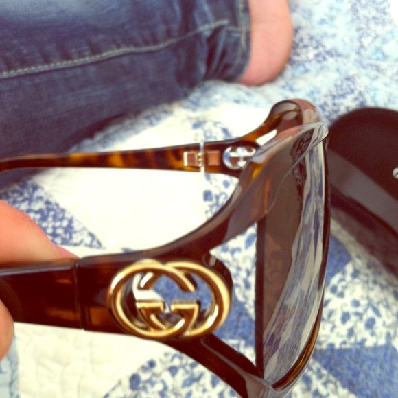 Gucci sunglasses 💋💎