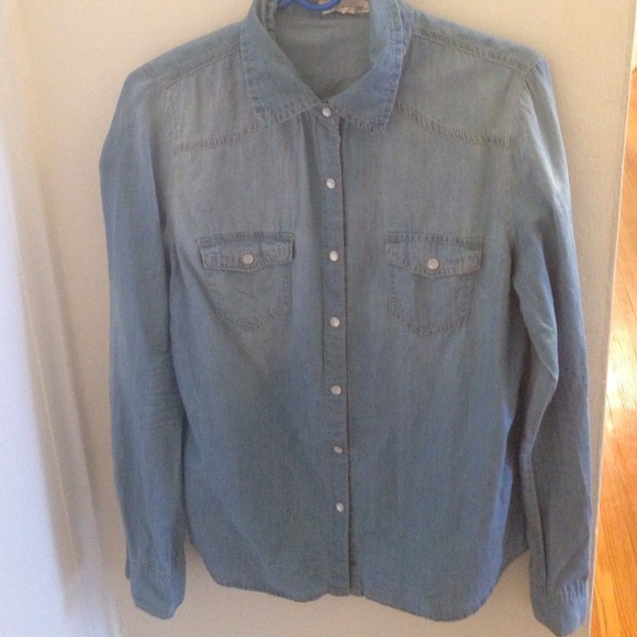 Denim button down shirt - Picture 1 of 1