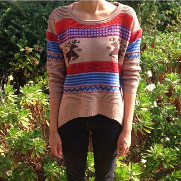 Sweaters - NWOT Reindeer Fair Isle High Low Pullover Sweater