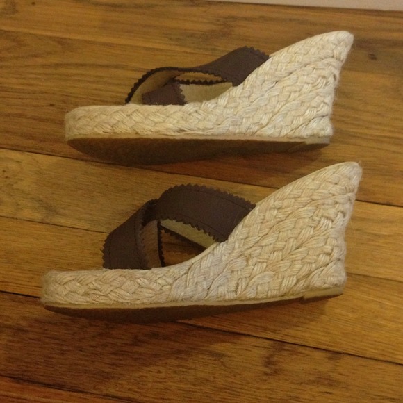 Michael Kors wedges - Picture 3 of 4