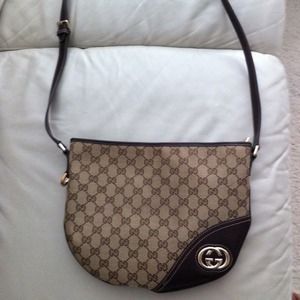 Gucci cross body handbag