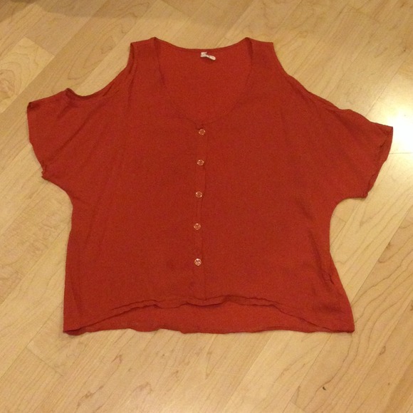 Cut out shoulder top