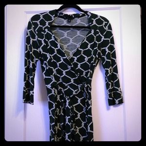 SOLD Banana wrap dress