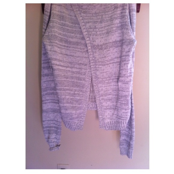 Open Back Boho Sweater - Picture 2 of 3