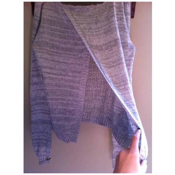 Open Back Boho Sweater - Picture 3 of 3