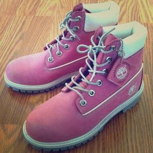 *HOLD* Pink Authentic waterproof Timberland Boots