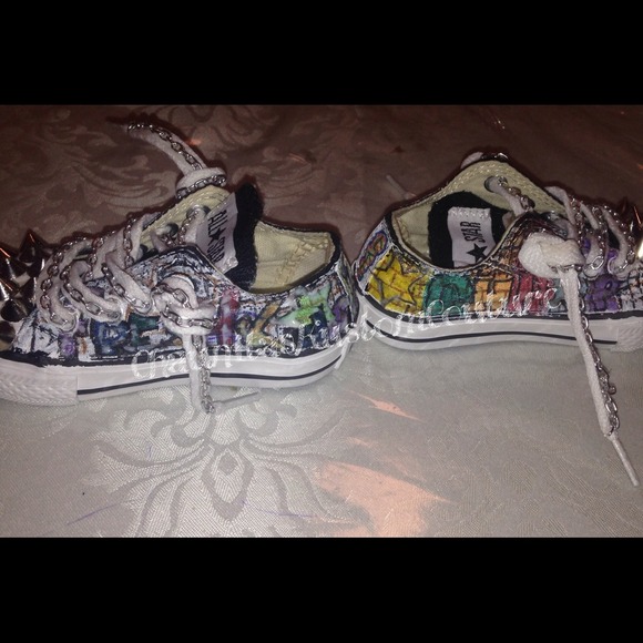 Custom Converse - Picture 2 of 4