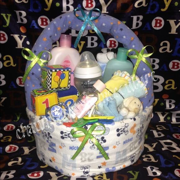 Diaper cake basket