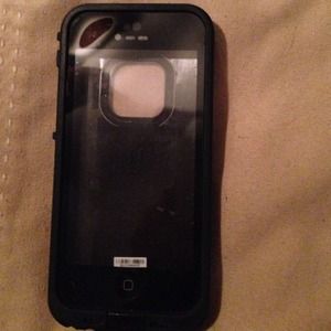 Traded! Black lifeproof iphone 5