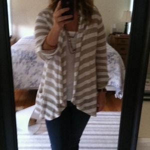 🎉🎉SALE🎉🎉Banana Republic sweater jacket