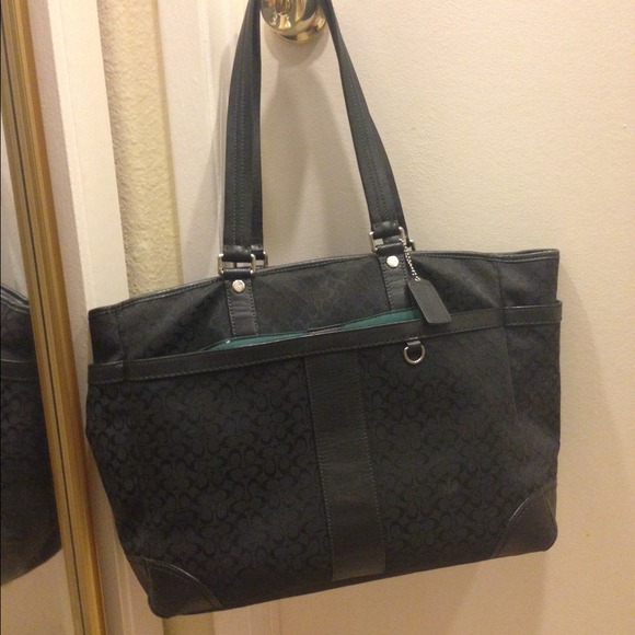 Coach Handbags - Coach Shoulder Handbags